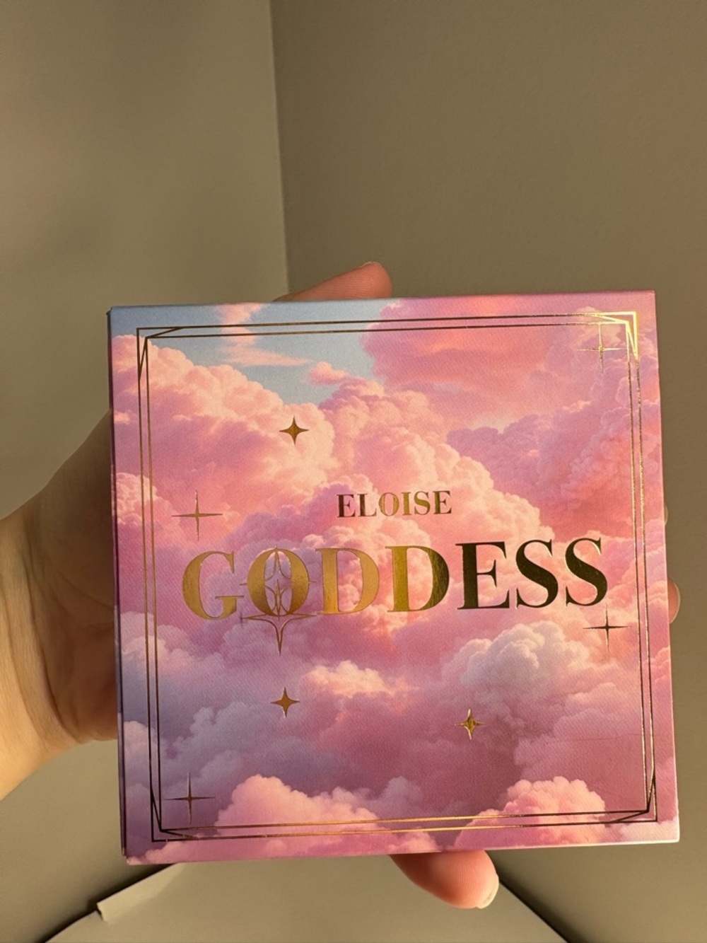 5/$60 Eloise Goddess Eyeshadow Palette (9 Shades) BNIB - Picture 2 of 3